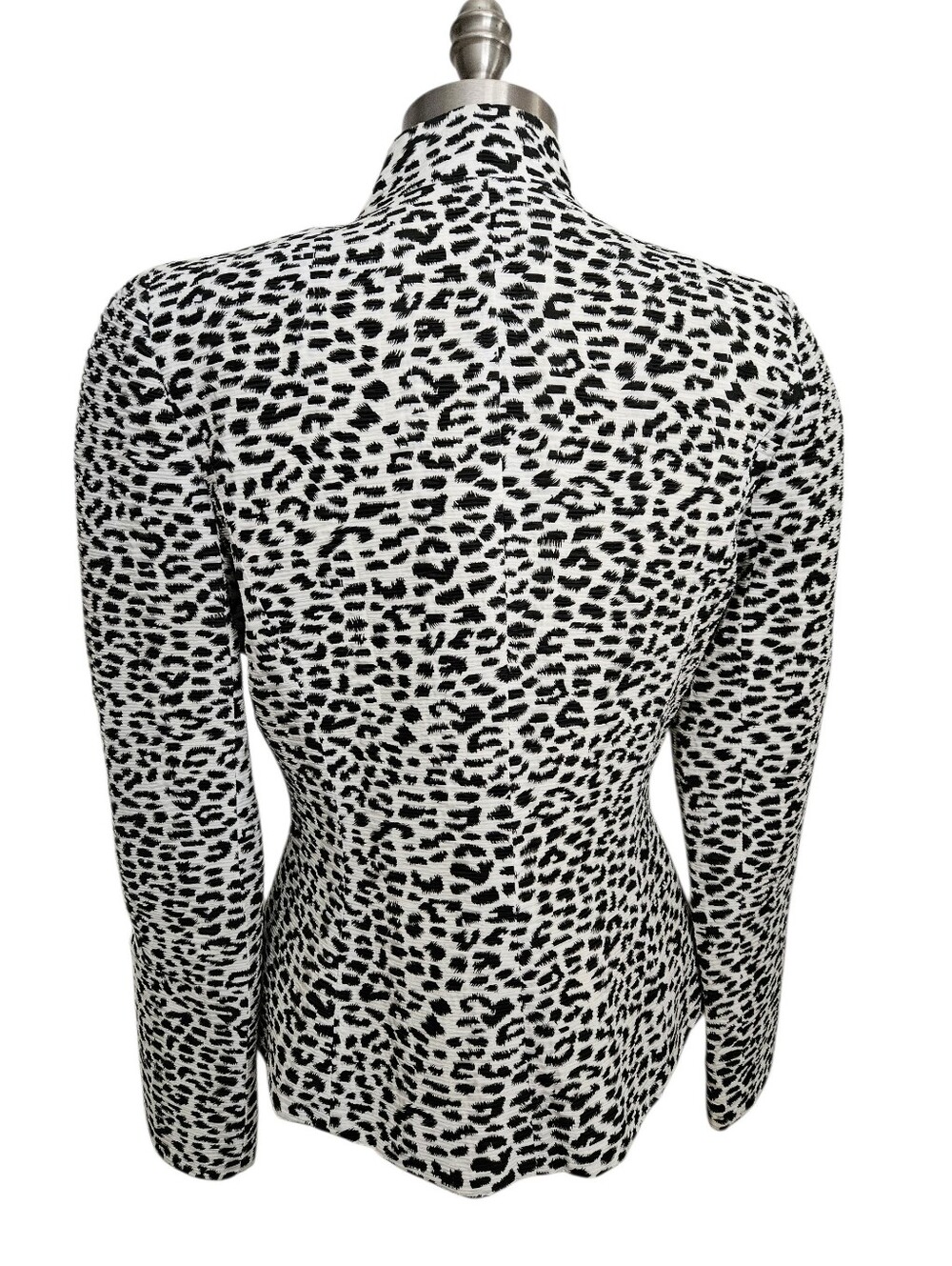 FLORES & FLORES Textured Black & White Animal Print Open Front Jacket | SZ S - Picture 3 of 8